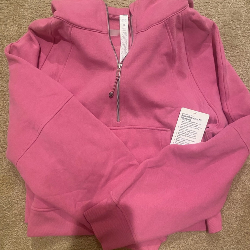 NWT hooded Scuba .  Pink.  XL/XXL.